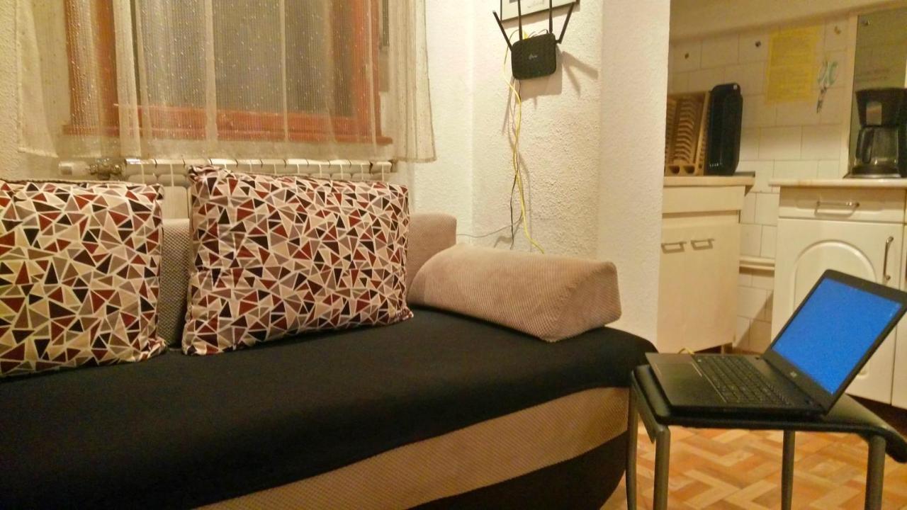 Rompromo Plus Accommodation بوخارست المظهر الخارجي الصورة