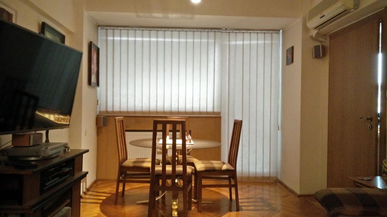 Rompromo Plus Accommodation بوخارست المظهر الخارجي الصورة